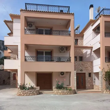 Sophie's Sunny Spot 2 Apartment