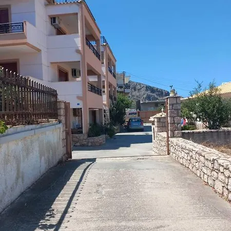 Sophie's Sunny Spot 2 아파트 *