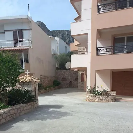 Sophie's Sunny Spot 2 * Yefira