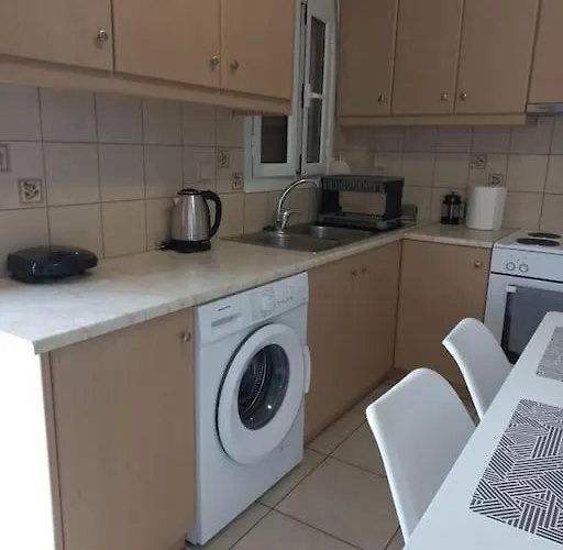 Sophie's Sunny Spot 2 Yefira