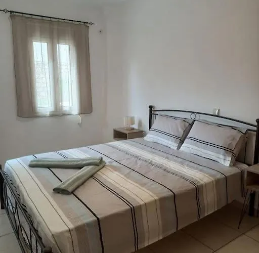 דירה Sophie's Sunny Spot 2 Yefira